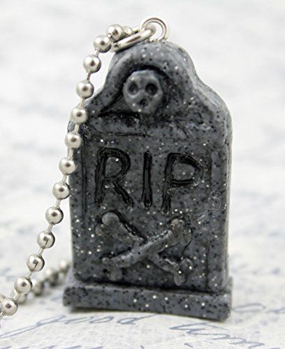 Diy Headstone, Halloween Jewelry Diy, Gothic Jewelry Diy, Vampire Jewelry, Polymer Clay Halloween, Halloween Clay, Oh My Goddess, Gothic Gifts, Choker Style Necklace