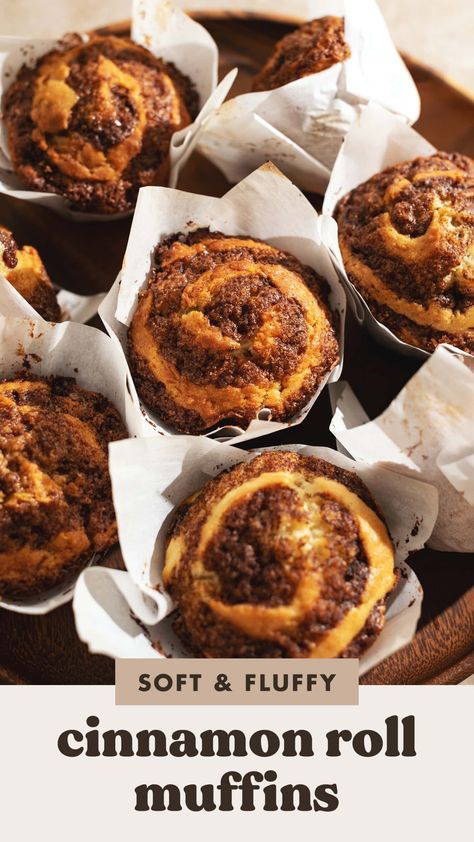 Cinnamon Rolls Muffins, Winter Muffin Recipes, Mocha Cinnamon Rolls, Baking Besties, Cafe Treats, Fluffiest Cinnamon Rolls, Cinnamon Sugar Muffins, Fall Muffins, American Sweets