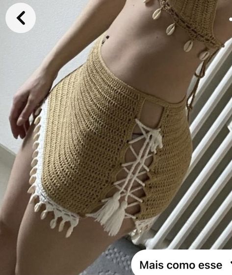 Crochet Three Piece Outfit, Crochet Set Outfit Skirts, Crochet Skirt Mini, Mini Crochet Skirt, Crochet Mini Skirt Pattern, Bikinis A Crochet, Crochet Set Outfit, Crochet Skirt Ideas, Mini Skirt Crochet