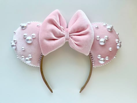 Pearl Disney Ears, Disneyland Ears Diy, Piglet Disney Ears, Cute Disney Ears, Mickey Ears Diy, Mickey Ears Headband, Disney 2023, Diy Disney Ears, Disney Ears Headband