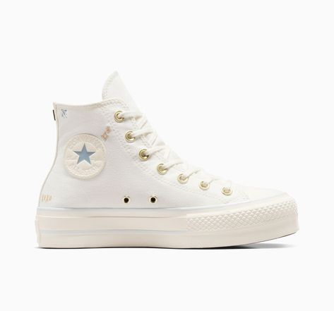 Mode Converse, Cute Converse Shoes, Platform Chucks, Women In White, Cute Converse, Womens High Top Shoes, Shoe For Women, Chuck Taylor All Star Lift, White Nike Shoes