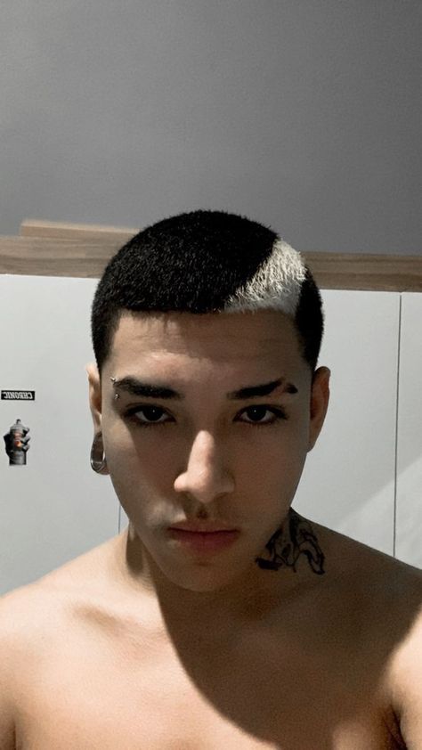 Boys Buzz Cut, Men Buzz Cut, Buzzcut Hairstyles, Buzz Cut For Men, Buzz Cut Styles, Bleached Hair Men, Shaved Head Designs, Long Fade, Hairstyles With Beard