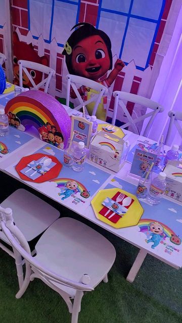 Cocomelon Party Table Set Up, Cocomelon Table Centerpiece, Cocomelon Table Decor, Cocomelon Party Packs, Cocomelon Guest Tables, Birthday Cocomelon, Themed 1st Birthday, Birthday Decorations Kids, Kids Deco