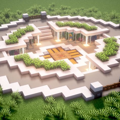 Minecraft Building Ideas Circle, Under Water Minecraft Base, Minecraft Modern Fountain, Circular Minecraft Builds, Modern Base Minecraft, Minecraft Underwater Dome, Minecraft Compound Base, Minecraft Roundabout, Modern Build Minecraft