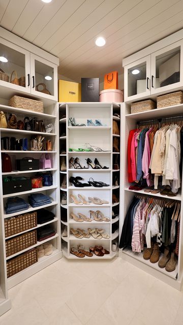 The Container Store on Instagram Closet With Vanity Built In Corner, Preston Closet Container Store, Bedroom To Walk In Closet, Closet With Vanity Built In, Women Closet Ideas, Designer Closets, 360 Organizer, Master Closet Ideas, Closet With Vanity