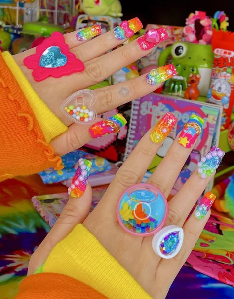 Arcadecore Aesthetic Outfit, Kidcore Rings, Decora Kei Accessories, Decora Kei Aesthetic, Decora Nails, Decora Outfits, Decora Aesthetic, Decora Accessories, Decora Fashion