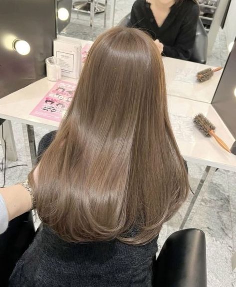 Milktea Hair Color, Macchiato Hair, Milktea Brown Hair Color, Milky Brown Hair, Mocha Hair, Hair Color Asian, Brown Hair Shades, Beige Hair, Korean Hair Color