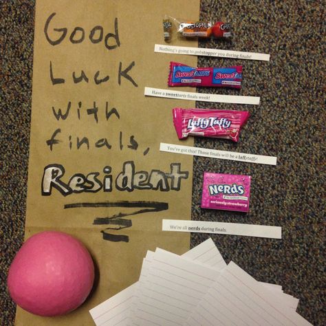 Being an RA during finals week means being surrounded by students who are very stressed. This is a simple "finals care package" that can really improve the mood of your residents. Nothing beats providing your stressed out residents with stress balls you made just for them by filling nylon balloons with rice. Also, it turns out that any candy name can be turned into a hilarious, encouraging pun! Finally, providing some handy study supplies will encourage your residents to study and succeed! Finals Care Package, College Finals, Study Supplies, Ra Bulletin Boards, Ra Ideas, Chair Ideas, Finals Week, Stressed Out, Crafty Craft