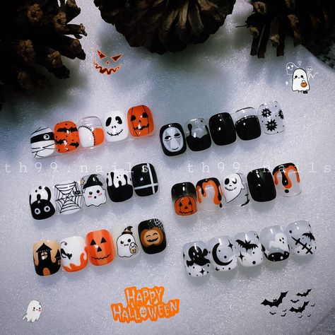 Halloween nail designs Halloween nails design nail nail design nails nail art nail designs nail polish nails acrylic nail art designs nail ideas nails art nail art ideas nails ideas nails inspiration nail tips nail inspo winter nail designs winter nail colors winter nails acrylic winter nails design winter nail idea winter nails ideas winter nails idea winter nails simple winter nails 2023 Korean Halloween Nails, Nail Halloween Designs, Halloween Cute Nails, Short Halloween Nails Acrylic, Nails Short Halloween, Acrylic Halloween Nails, Nails Acrylic Halloween, Creepy Nails, Nails Scary