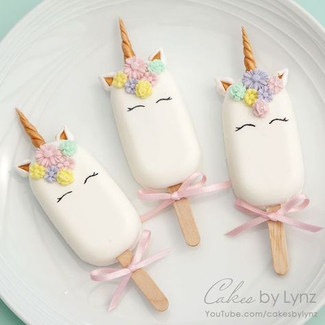 Unicorn Birthday Cake Pops, Unicorn Cakesicles Ideas, Unicorn Candy Cake, Cakesicles Unicorn, Unicorn Cakesicles, Unicorn Cakepops, Diy Unicorn Cake, Carnival Birthday Theme, Popsicles Cake