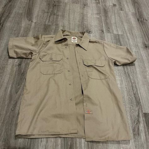 Dickies button up cargo shirt 1940s Mens Fashion, Dickies Shirt, Y2k Modern, Hip Hop Poster, Camo Cargo Pants, Cargo Shirts, Men's Apparel, Shirt Outfit, Life Style