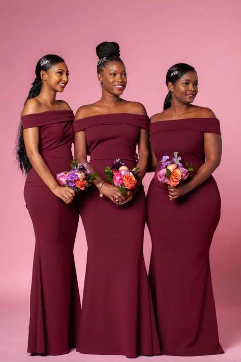 African Clothing Women, Train Outfit, Bridesmaids Styles, Bridal Train, African Bridesmaids, Asoebi Style, Mermaid Long Bridesmaid Dresses, African Bridesmaid Dresses, Fall Bridesmaids