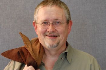 4 Big Reasons Orson Scott Card Is a Goddamn Lunatic | Cracked.com Speaker For The Dead, Enders Game, Ender's Game, Orson Scott Card, Essayist, Writing Characters, Minor Character, Gay Marriage, Writers Block