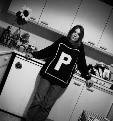 Beth Gibbons - Portishead Beth Gibbons, Shirley Manson, Trip Hop, Felicity Jones, Celebrity Culture, Music Pics, Female Musicians, Alternative Music, Music Photo