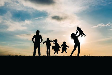 Tis finally silhouette season again😍 Family photo outfit ideas  . lifestyle family photography .  Des moines photographer . Fall family outfit ideas . Family photo poses  . Child photography . Natural light lifestyle .  #desmoinesphotographer #desmoineshellyes #outfitoftheday #ootd #ootdfashion #fashiondaily #kidstyle #kidsphotograph #kidsclothing #familyfashion #childphotography Family Outfit Ideas, Family Photo Poses, Fall Family Outfits, Silhouette Family, Family Photo Outfit Ideas, Photography Natural Light, Family Photo Outfit, Family Aesthetic, Family Harmony