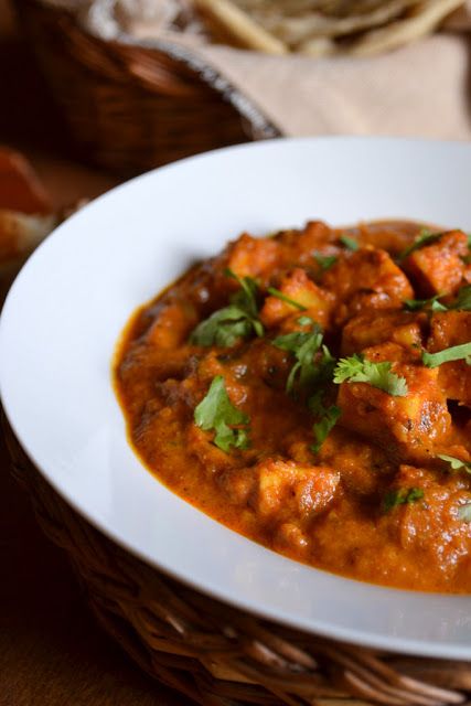 Paneer Tikka Masala Onion Paste, Paneer Tikka Masala, Kasuri Methi, Spicy Gravy, North Indian Recipes, Tikka Masala Recipe, Vegetarian Indian, Fenugreek Leaves, Paneer Tikka