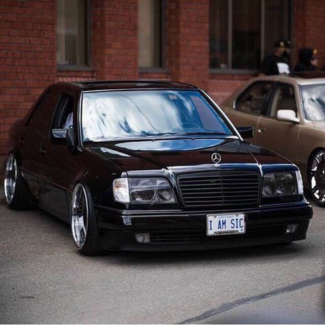 Black Benz, W124 E500, Mercedes 124, Tuned Cars, Mercedes W126, Benz W124, Merc Benz, C 63 Amg, Mercedes Benz 190e