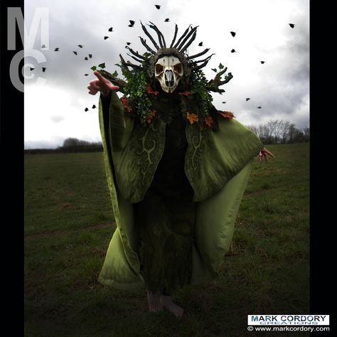 Forest spirit headdress and cloak made for LARP  Enquiries welcome at www.markcordory.com Forest Spirit Costume, Spirit Costume, Forest Clothes, Monster Costumes, Spirit Clothing, Forest Spirit, Forest Creatures, Brick Road, Witch Costume