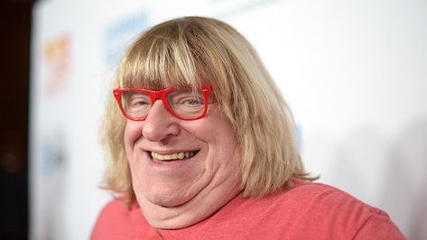 10 Things You Didn't Know about Bruce Vilanch Bruce Vilanch, Lena Dunham, Calling Card, Sense Of Humor, Behind The Scenes, The Voice, That Look, Humor, The Originals