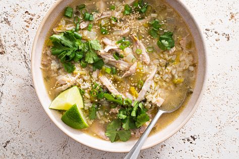 Chicken And Rice Soup Recipes, Immunity Soup, Lemon Rice Soup, Cilantro Recipes, Rice Noodle Soups, Cilantro Chicken, Rice Soup Recipes, Food Combinations, Cilantro Rice