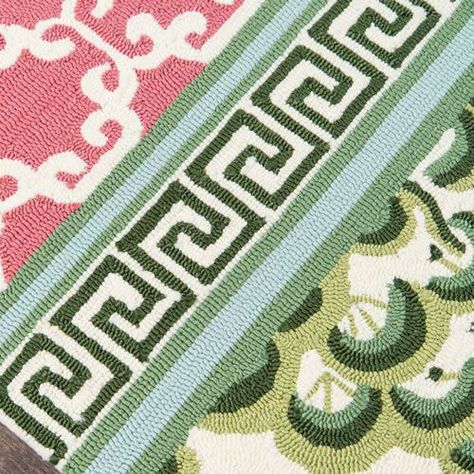 Modern Chinoiserie Rugs, Green And Pink Area Rug, Pink And Green Rugs, Green And Coral Living Room, Chinoiserie Chic Living Room, Chinoiserie Chic Bedroom, Green And Pink Rug, Chinoiserie Rugs, Pink And Green Rug