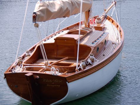 Traditional new build - Under & Over 40ft - Classic Boat Magazine Viking Boat, Classic Sailboat, Small Yachts, Sailboat Living, Wooden Sailboat, Classic Sailing, Wooden Boat Building, Diy Boat, Classic Boat