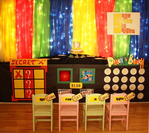 A birthday party for a 5 year old inspired by the Price is Right.  Design and styling by www.greenbeansieink.com Game Show Ideas, Price Is Right Party, Show Ideas, Post Prom, School Hallway, Game Night Parties, Stage Designs, Price Is Right Games, Gala Ideas