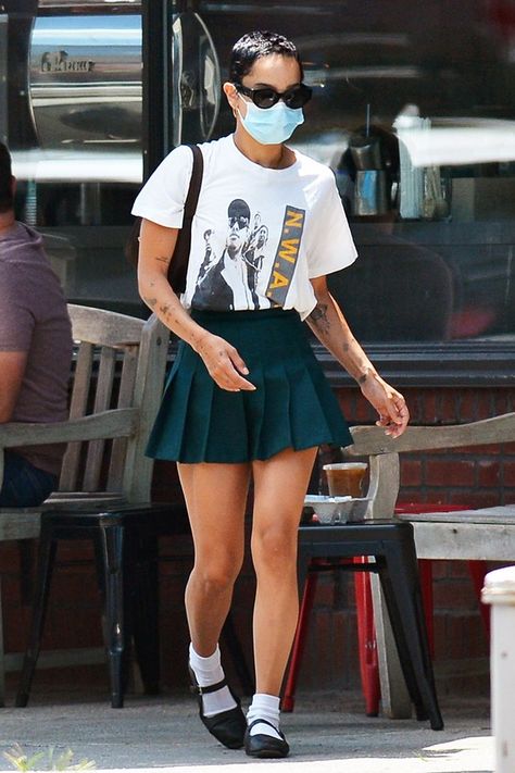 Zoe Kravitz Style, Neo Grunge, Tennis Skirt Outfit, Looks Pinterest, Tokyo Street Fashion, Le Happy, Tennis Skirts, Zoe Kravitz, Skirt Trends