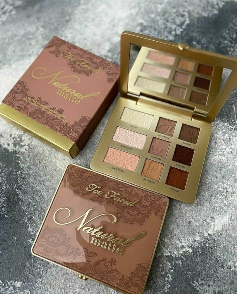 Eyeshadow Palette Aesthetic, Too Faced Natural Matte, Makeup Palette Collection, Essential Makeup Brushes, Hazel Eye Makeup, Expensive Makeup, Beauty Natural Products, Too Faced Makeup, Eye Makeup Designs