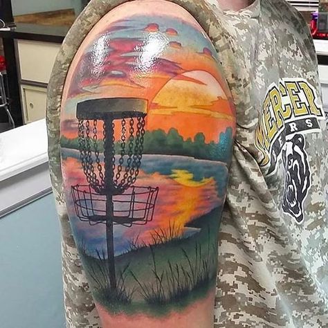 Disc Golf Tattoo Ideas, Disc Golf Tattoo, Disc Golf Art, Luke Tattoo, Golf Gender Reveal, Golf Tattoo, Outdoor Tattoo, Disk Golf, Disc Golf Gifts