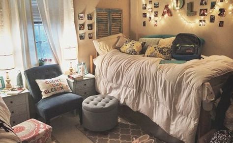 The Ultimate Ranking Of Freshman Dorms At UMass Amherst Umass Amherst Dorm, Dorm Room Headboards, Dorm Room Lights, Umass Amherst, Cozy Dorm Room, Dorm Sweet Dorm, Dorm Inspiration, Dorm Room Hacks, Cool Dorm Rooms