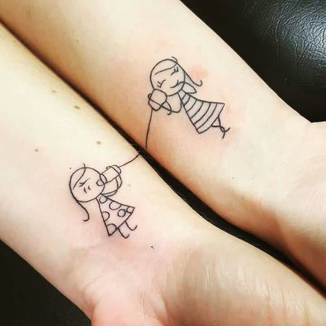 Tiny Tattoo Finger, Flower Tattoo Spine, Tattoo Ideas Couples, Couples Tattoo Ideas, Butterfly Tattoo Back, Small Best Friend Tattoos, Cute Sister Tattoos, Fingerprint Tattoos, Couple Tattoo Ideas