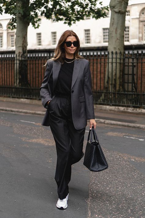 Black Trousers Outfit, Wide Leg Trousers Outfit, Emma Hill, Let Me Introduce Myself, Trainers Outfit, Live In London, Grey New Balance, Introduce Myself, Grey Blazer