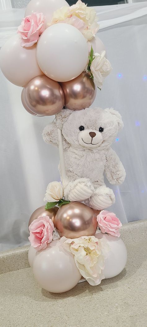 Teddy Bear Centerpieces, Baby Shower Bouquet, Baby Shower Girl Diy, Classy Baby Shower, Bear Baby Shower Theme, Baby Girl Shower Themes, Birthday Balloon Decorations, Girl Baby Shower Decorations, Teddy Bear Baby Shower