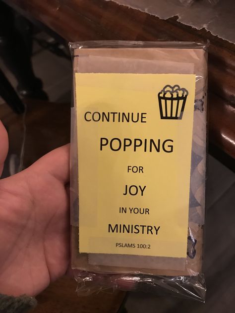 Pioneer Jw Gifts Diy, Pastor Appreciation Decoration Ideas, Pioneer Appreciation Gifts Jw, Gift Ideas For Pioneers Jw, Jw Pioneer School Gifts Ideas Diy, Pioneer School Gifts Jw Ideas, Gifts For Pioneers Jw, Pioneers Jw Gifts Ideas, Elder Gifts Jw