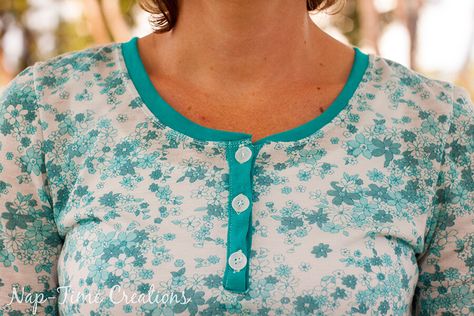 Henley Shirt placket tutorial - Copy Placket Tutorial, Christmas Tree Countdown, Tunic Tutorial, Shirt Placket, Wall Hanging Christmas Tree, Henley Shirt Women, Shirt Patterns, Reuse Ideas, Wall Hanging Christmas