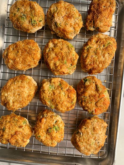 Veggie Chicken Nuggets, Vegetarian Nuggets, Paleo Chicken Tenders, Paleo Chicken Nuggets, Healthy Chicken Nuggets, Veggie Nuggets, Baked Chicken Nuggets, Homemade Chicken Nuggets, Chicken Nugget Recipes