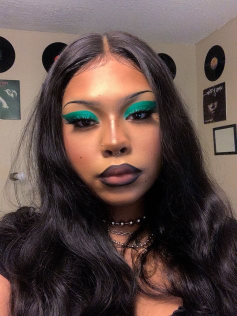 karla🦋 on Twitter: "… " Grunge Blonde, Alt Makeup, Alternative Makeup, Dope Makeup, Edgy Makeup, Cute Makeup Looks, Creative Makeup Looks, School Looks, Looks Black