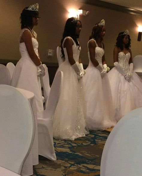 Cotillion Dresses Debutante, Debutante Ball Aesthetic, Debutante Aesthetic, Deb Ball, Cotillion Dresses, Debutante Dresses, White Dresses Graduation, Ball Aesthetic, Debutante Ball