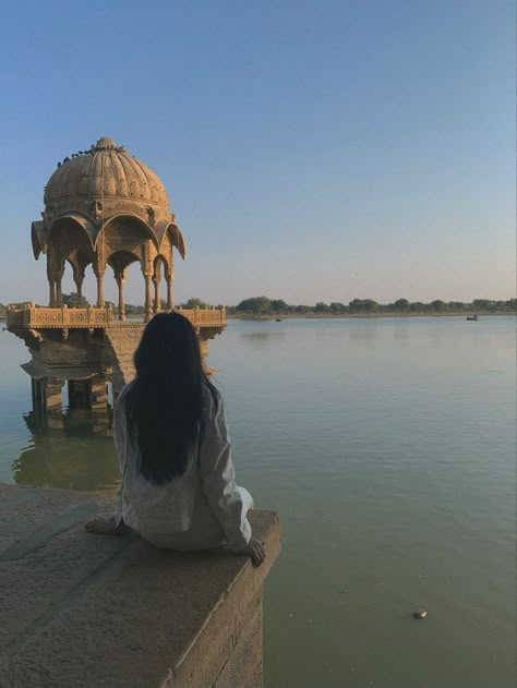 Hindu Temple Aesthetic, Temple Aesthetic, Vrindavan Photography Pictures, South Asian Aesthetic, Travel Pose, Desi Love, Travel Pictures Poses, Adventure Aesthetic, Best Poses For Pictures