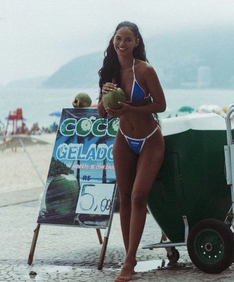 Tropical Latina Aesthetic, Brazil Outfit Aesthetic, Sade Core, Canouan Island, Brazil Life, Latina Culture, Brazilian Summer, Black Cottagecore, Brazil Girls