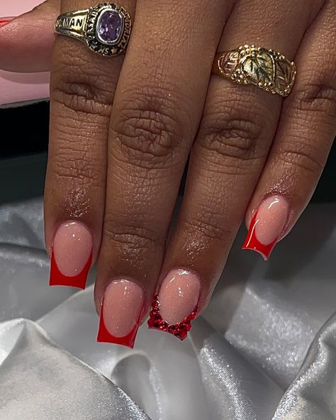 Short nails/frenchie appreciation 😮‍💨💞 Short Frenchies With Designs, Christmas Overlay Nails, Very Short Christmas Nails, Red Nail Inspo Short, Short Acrylic Christmas Nails, Short Nail Designs Christmas, Short Red French Tip Nails, Red Frenchies, Cute Short Acrylic Nails