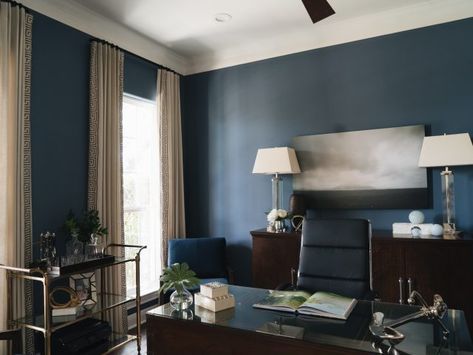 'Villa Blanca' Study - Heather Scott Home & Design Sherwin Williams Distance, Masculine Study, Blue Study, Navy Velvet Chair, Blue Shelves, Home Design Interior, Retail Boutique, Lake Travis, Exterior Paint Color