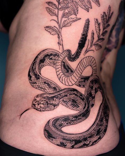 Oozy Tattoo, South Korean Tattoo, Rattlesnake Tattoo, Indian Tattoo Design, Korean Tattoo, Wrist Tattoo Cover Up, Korean Tattoo Artist, Nature Tattoo Sleeve, Rattle Snake