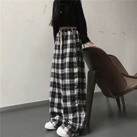 Women Black and White Oversized Plaid Pants 2023 Spring Summer Outfits - Orange01,XL Black And White Plaid Pants, High Waist Jeans Style, White Plaid Pants, Preppy Aesthetic Outfits, Plaid Pants Women, Hiphop Streetwear, Summer Pants Women, Denim Jeans Fashion, Oversize Women