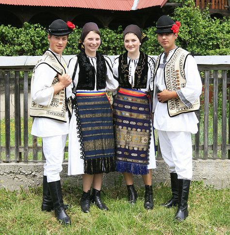 Traditional Romanian folk costumes from Mediaş, Sibiu County, Transylvania | Flickr - Photo Sharing! Romanian Folklore, Serbian Clothing, Medieval Towns, Romanian Women, Types Of Trousers, Costumes Around The World, Leather Waistcoat, Folk Dresses, Folk Embroidery