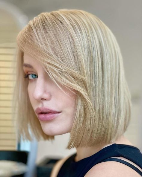 Wheat Blonde Hair for Pale Skin and Blue Eyes Blonde Hair For Pale Skin, Wheat Blonde Hair, Hair For Pale Skin, Hair Colors For Pale Skin, Colors For Pale Skin, White Blonde Hair Color, Wheat Blonde, Blonde Hair Pale Skin, Grey Brown Hair