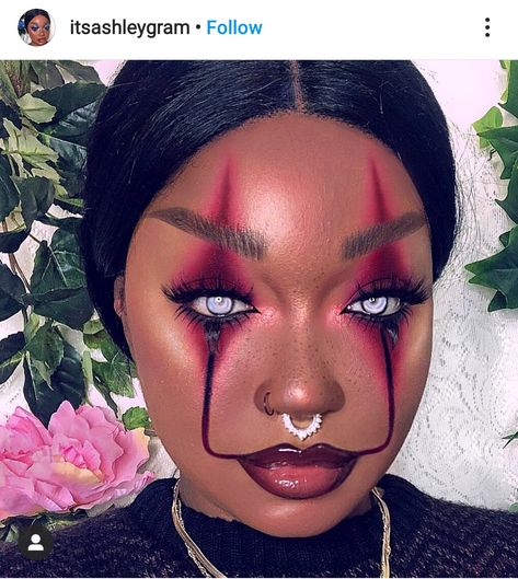 Found on ig @ itsashleygram Pennywise Inspired Makeup, Women’s Clown Make Up, Clown Makeup Pennywise, Baddie Clown Costume, Red Clown Makeup Halloween, Pink And Black Clown Makeup, Couples Clown Makeup, Halloween Makeup Looks Scary Easy, Clown Makeup Black Women