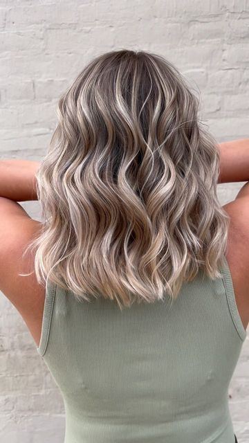 Medium Hair Balayage Blonde, Mid Length Ash Blonde Hair, Blond Shoulder Length Hair, Ash Blonde With Money Piece, Medium Length Blonde Balayage, Blonde Balayage Lob, Mid Length Blonde Hair Balayage, Blended Blonde, Bronde Balayage Short Hair