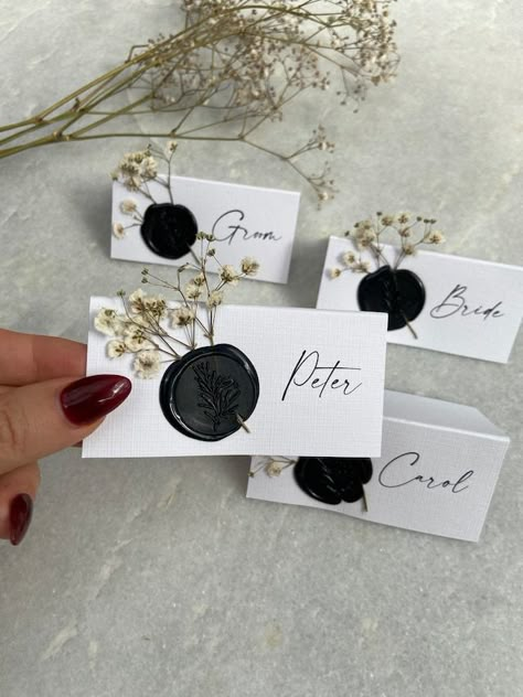 SeventySixStationery - Etsy Austria Wedding Table Seat Names, Black Table Cards, Moody Wedding Place Cards, Black Seating Chart With Wax Seals, Save The Date Ideas Wax Seal, Black Name Tags Wedding, Black And White Wedding Centrepiece, Black And White Wedding Place Cards, Black And White Name Card